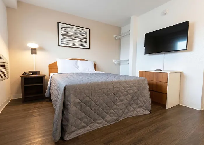 Intown Suites Extended Stay Louisville Ky - Preston Hwy